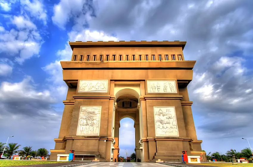 6 Rekomendasi Tempat Wisata di Kediri, Wajib Kamu Kunjungi - Kampung Inggris