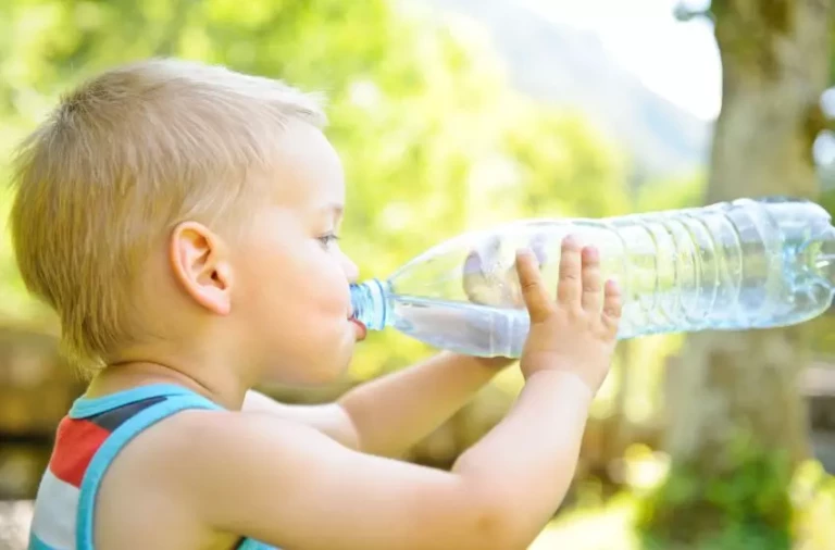 Apa Bahasa Inggrisnya 'Aku Haus'? - Kampung Inggris