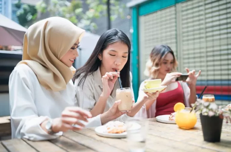 30 Nama Panggilan Lucu dan Unik buat Sahabatmu dalam Bahasa Inggris - Kampung Inggris