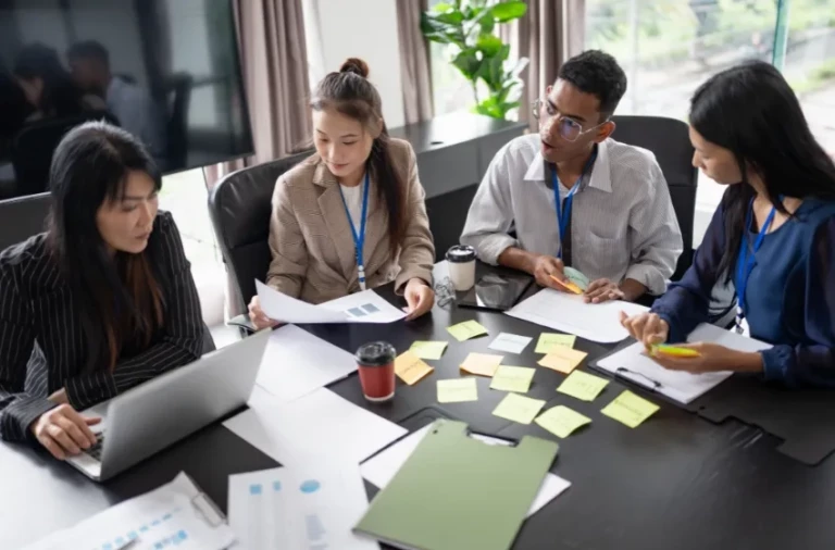 Fresh Graduate di Dunia Kerja