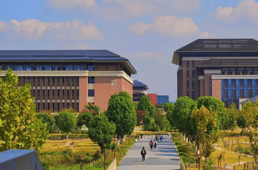 10 Universitas Favorit di Cina Pilihan Mahasiswa Indonesia - Kampung Inggris