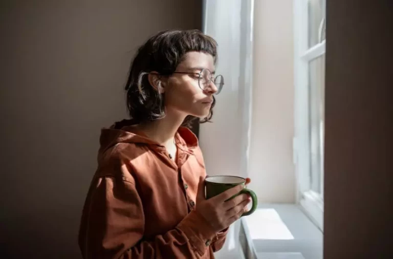 8 Alasan Orang Introvert Lebih Cepat Jago Bahasa Inggris? Ini Penjelasannya - Kampung Inggris