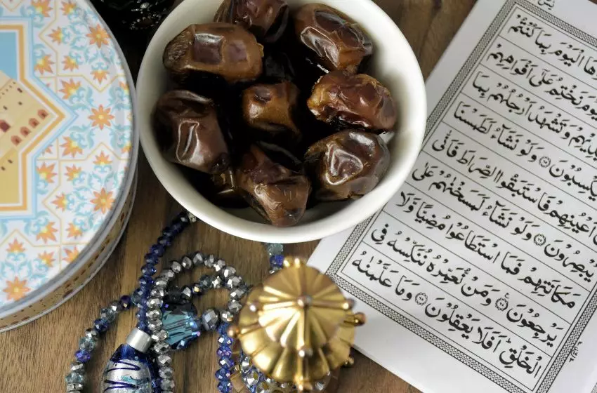 Apa Bahasa Inggrisnya Puasa? Ini Dia Artinya dan Contoh Penggunaannya - Kampung Inggris